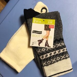 Gray and Cream Geometric Crew Socks